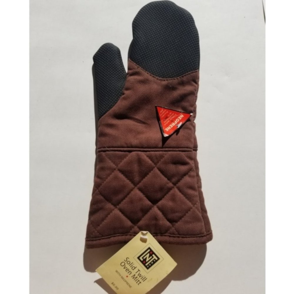 Solid Twill & Neoprene Oven Mitt